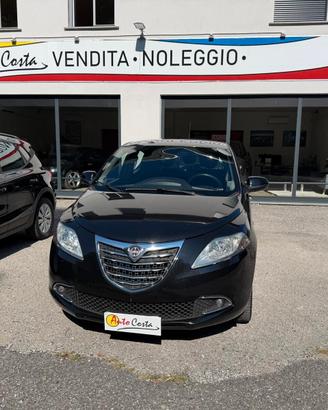 Lancia Ypsilon 1.2 69 CV 5 porte S&S Platinum E6