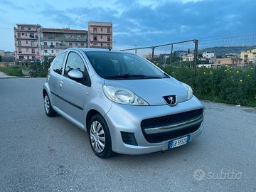PEUGEOT 107 1.0 benzina 68Cv 5Porte - 2010