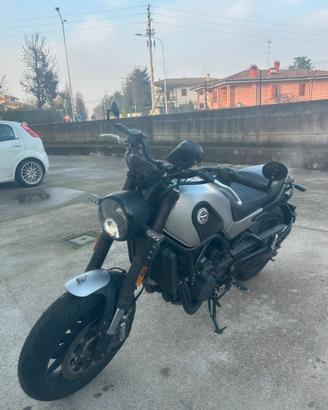 Benelli Leoncino 500