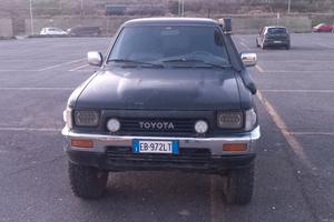 Toyota 4 Runner (Hilux) fuoristrada 4x4 2.4 Diesel