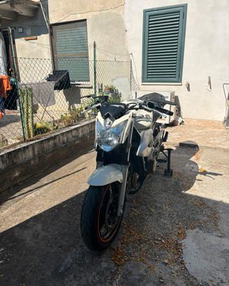 Yamaha XJ6 depo A2