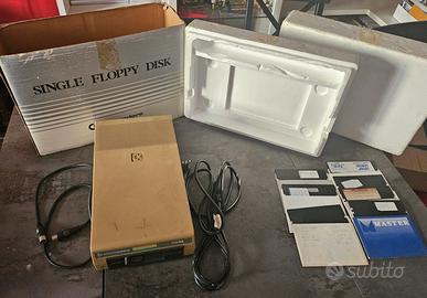 lettore floppy disk commodore64 + scatola + giochi