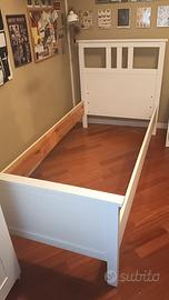 Letto singolo bianco
