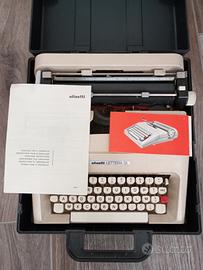 Macchina da scrivere Olivetti lettera 35