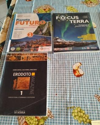 Libri 1 superiore turistico
