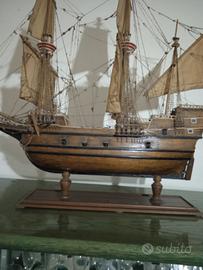 nave vintage fatta a mano anni '80 Mayflower 1620