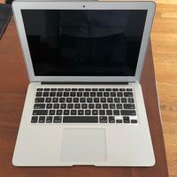 Apple MacBook Air  2017 with 1.8 GHz Intel Core 15