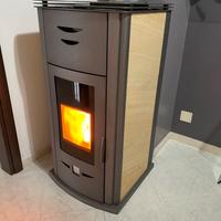 Stufa pellet hydro