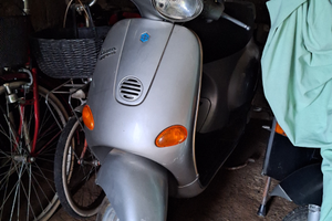 Vespa et4 50cc 4 tempi