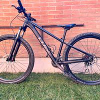 Mtb CUBE AIM RACE.4 BLACK ‘N’ AZURE taglia XS