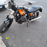 Moto Guzzi v7 II special