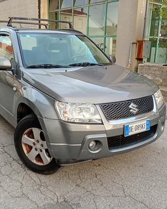 Suzuki Grand Vitara 4x4 full optional 