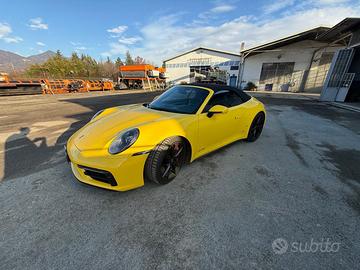 Porsche Carrera 911 4GTS Cabriolet