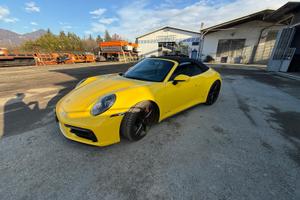 Porsche Carrera 911 4GTS Cabriolet
