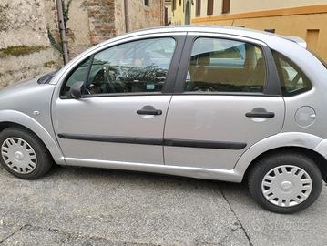  auto in buone condizioni 