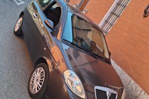 lancia ypsilon 1.2 benzina 