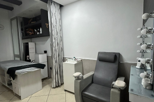 Cessione attivita centro estetico Volla