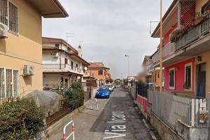 Ciampino elegante bilocale arredato