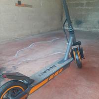Monopattino elettrico  ducati pro evo