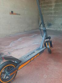 Monopattino elettrico  ducati pro evo