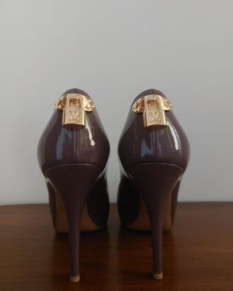 Scarpe con tacco spuntate Louis Vuitton
