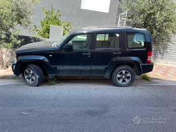Jeep cherokee kk 2008
