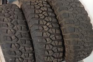 5 BF goodrich 255 75 R17 KM2 jeep wrangler Rubicon