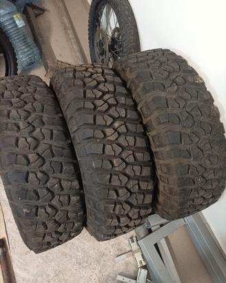 5 BF goodrich 255 75 R17 KM2 jeep wrangler Rubicon