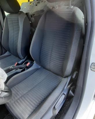 PEUGEOT 208 ANNO 2024 - TAPPEZZERIA
