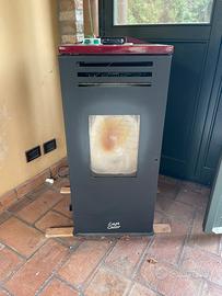 Stufa a pellet Last Calor Eva + Telecomando