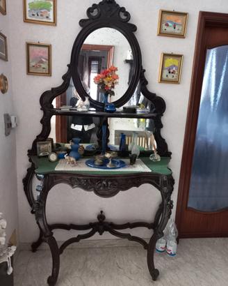 completo tavolo e specchiera  
