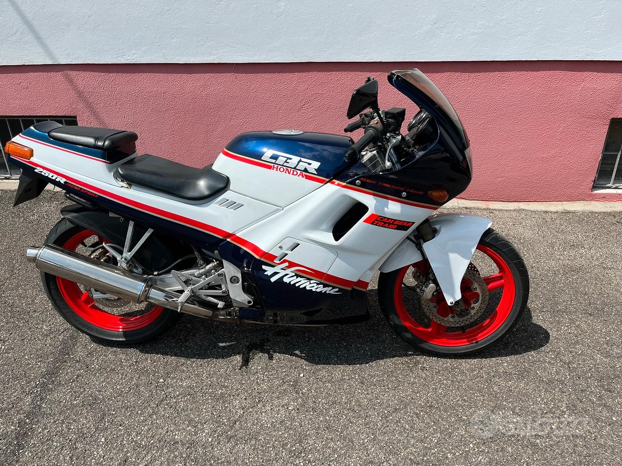 Cbr 650 Honda Cbr 250 Rr 1998 Usata Annuncio Moto Honda CB 1000 R