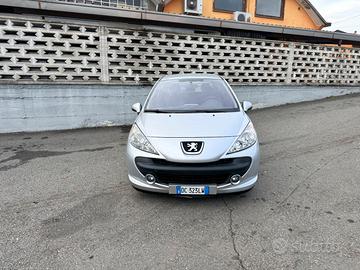 Peugeot 207 1.4 88cv One Line neopatentati