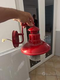 lampade applique a parte lanterna rossa