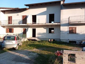 Villa di 180 m² con più di 5 locali e box auto a A