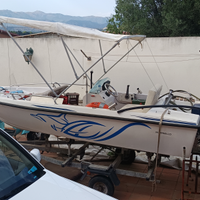 Barca motori e carrello