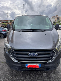 Ford Transit Custom anno 2022