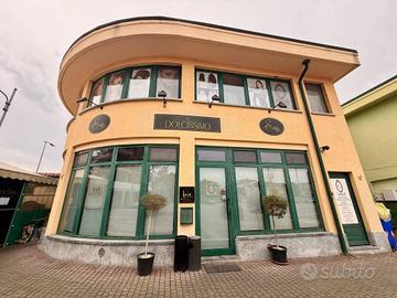 Attività / Licenza di 197 m² con 3 locali a Vinovo