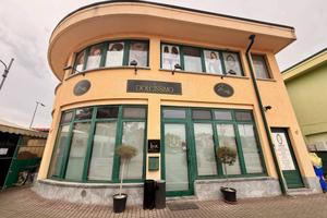 Attività / Licenza di 197 m² con 3 locali a Vinovo