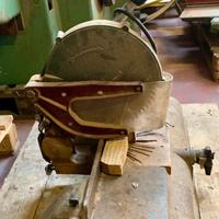 Troncatrice per legno