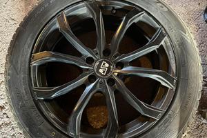 4 cerchi in lega + gomme invernali 225/55 R17