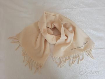 Sciarpa bianca di lana