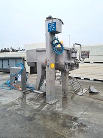 IMPASTATRICE PER RIPIENI USATA