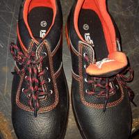 scarpe antinfortunistiche nuove mai usate 