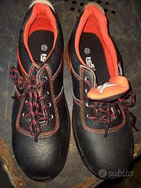 scarpe antinfortunistiche nuove mai usate 