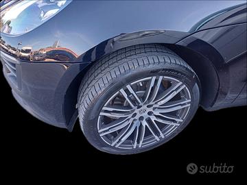 MACAN COME NUOVA 2.0