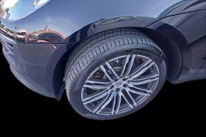 MACAN COME NUOVA 2.0