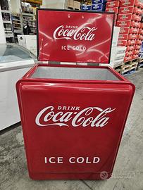 Ghiacciaia Vintage Coca-Cola "ICE COLD" Majestic