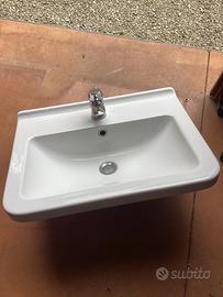 Hatria lavabo con rubinetto miscelatore