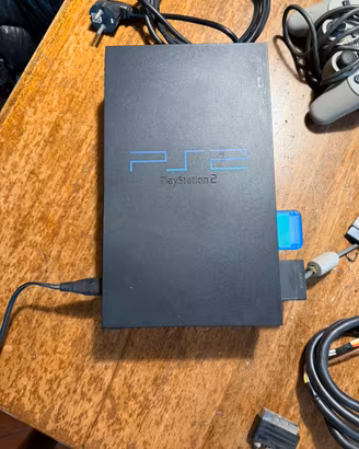 Playstation 2 Fat+ 2 Controller + 2 Memory card